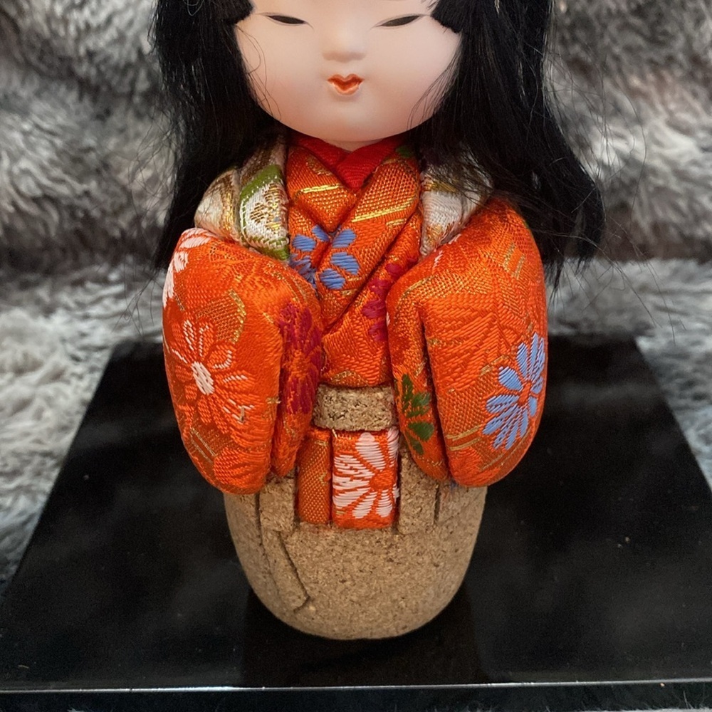 Traditional Japanese Doll with Orange Kimono - Picture 9 of 16